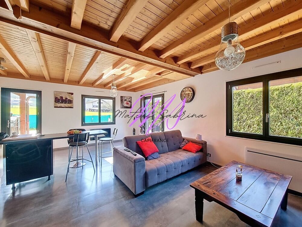 Vente Chalet Chalet de 103.70 m² 3 chambres avec studio indépendant, piscine chauffée et terrain clos de 615 m² Saint cergues