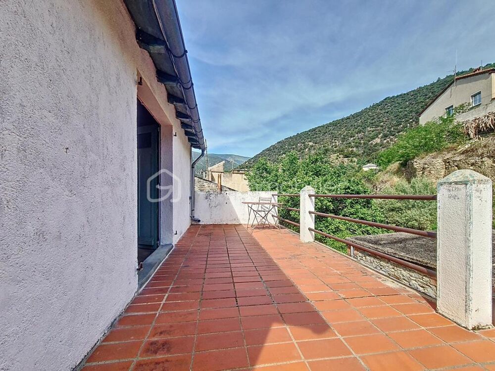 Vente Maison MAISON DE VILLAGE AVEC TERRASSE, 4 CHAMBRES ET DEPENDANCE Olette
