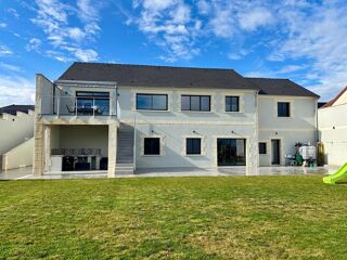  Maison � vendre 9 pi�ces 301 m�