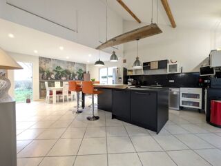  Maison à vendre 8 pièces 181 m²