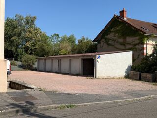  Immeuble à vendre 15 + pièces 361 m²