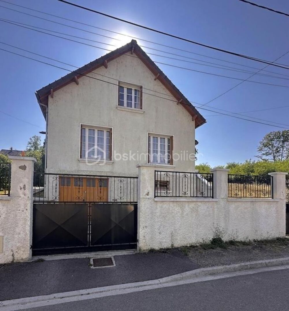 Maison traditionnelle des années 70