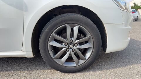 508 I 1.6 e-HDi 115 Style 2013 occasion 30000 Nimes