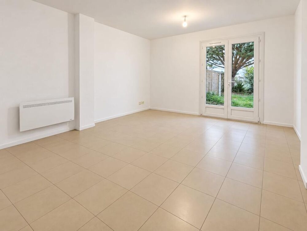 Vente Maison Maison 4 pièces louée – investissement locatif – jardin + garage – Aubigné-Racan Aubigne racan