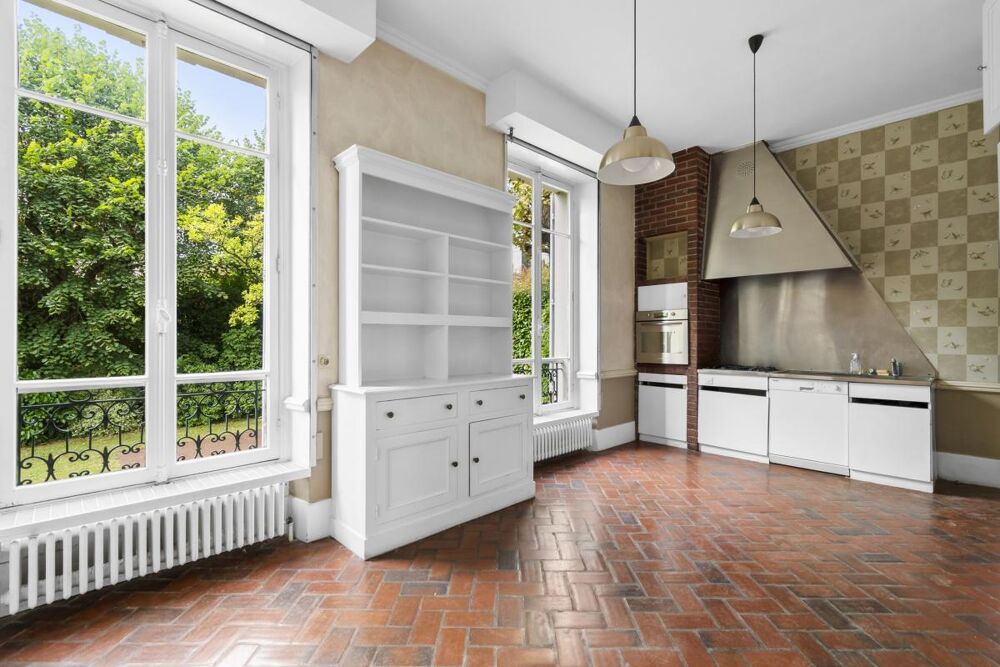  vendre  Proprit/chteau Versailles (78000)