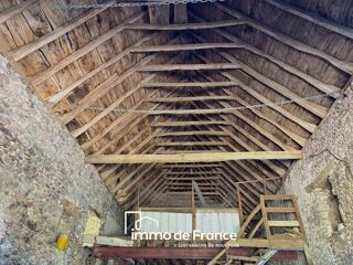  Remise / Grange à vendre 140 m²