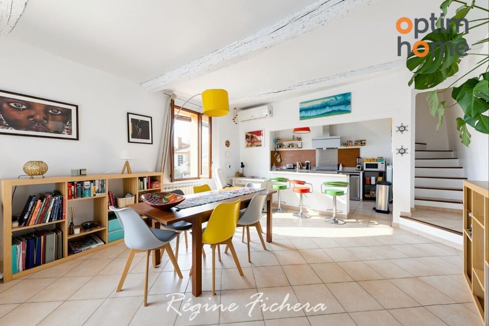 Duplex de charme T3/T4 de 105 m² au coeur du Vieil Aix avec vue dégagée