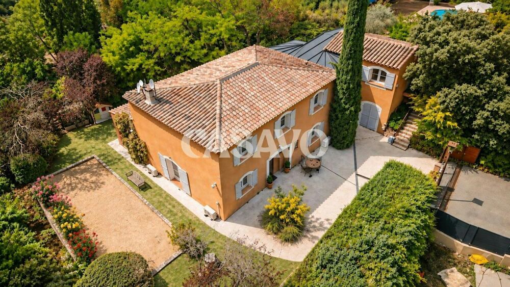 Vente Maison Vente Maison 7 pièces de 240m² - 13100 Saint-Marc-Jaumegarde Saint marc jaumegarde