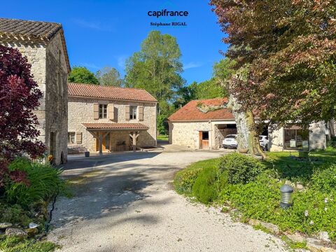   Propriete à vendre 6 pièces proche de MONTCUQ (46), moulin et dépendances sur terrain de 1,67 ha Propriété/château - 6 pièce(s) - 152 m²