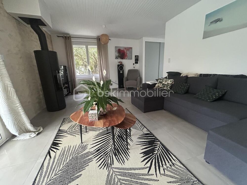 Vente Maison GRANDE MAISON PIERRES - CENTRE VILLE - 6 CHAMBRES - PISCINE - TERRAIN Agen