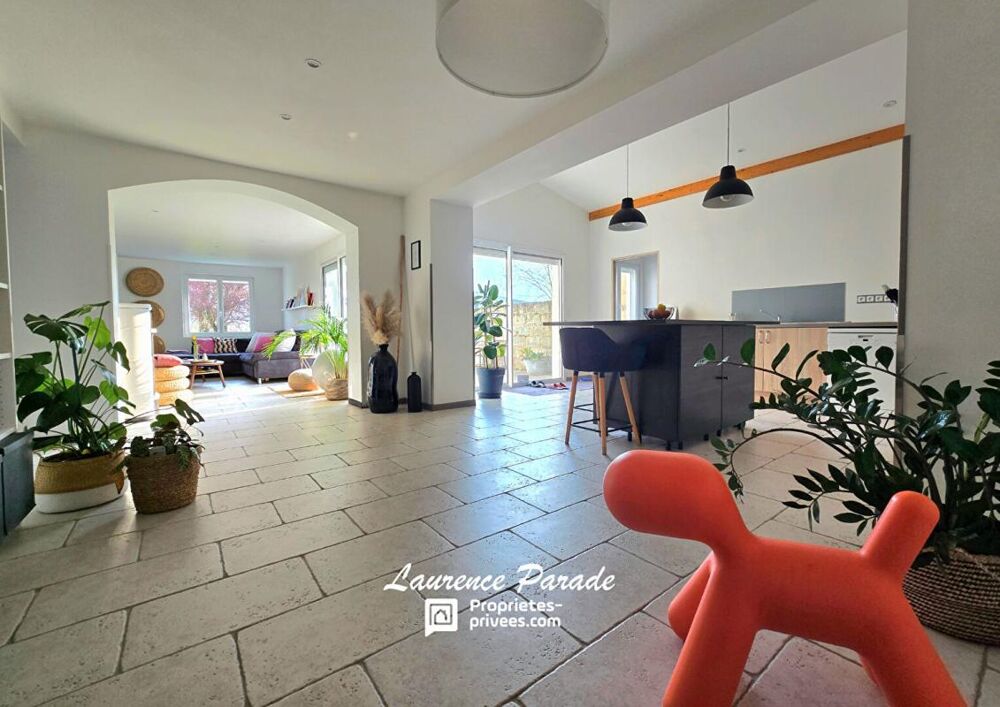 Vente Maison Maison entièrement rénovée avec double garage et piscine Saint loubes