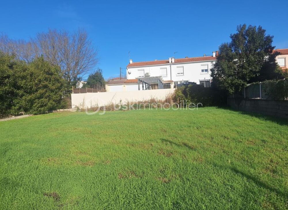 Vente Terrain PARCELLE 328m² - Constructible / Viabilisée - Environnement Prisé Canohes