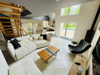  Maison à vendre 6 pièces 208 m²