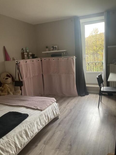  Appartement � louer 5 pi�ces 120 m�