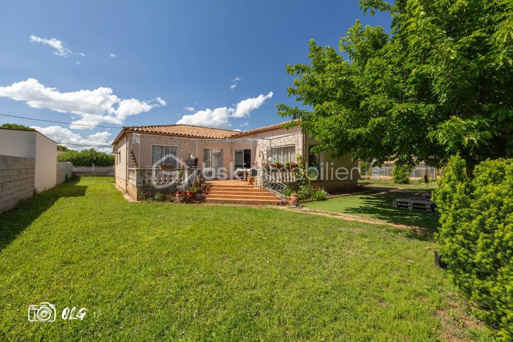 Maison T6 de 142 m² + Maison T3 de 60 m² sur 1730 m² de terrain avec piscine et dépendances