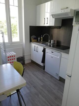  Appartement à louer 2 pièces 40 m²