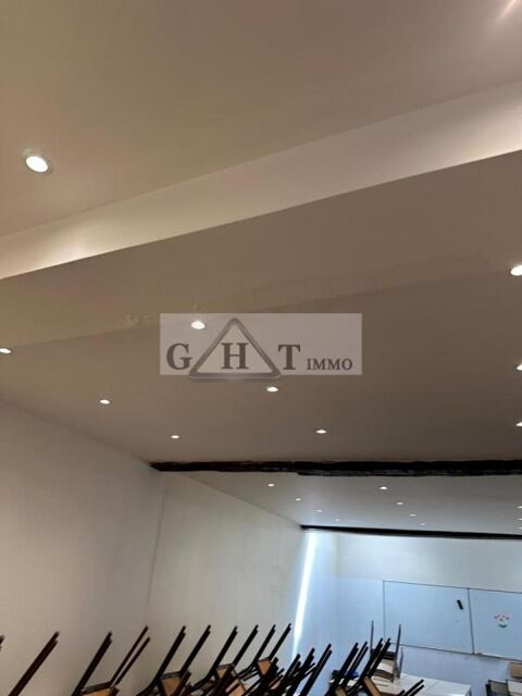   A LOUER BOUTIQUE 60 M2 IDEAL PROFESSIONS LIBERAL, FACE A UN HOPITAL 