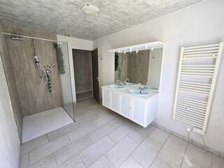  Maison à vendre 10 pièces 182 m²