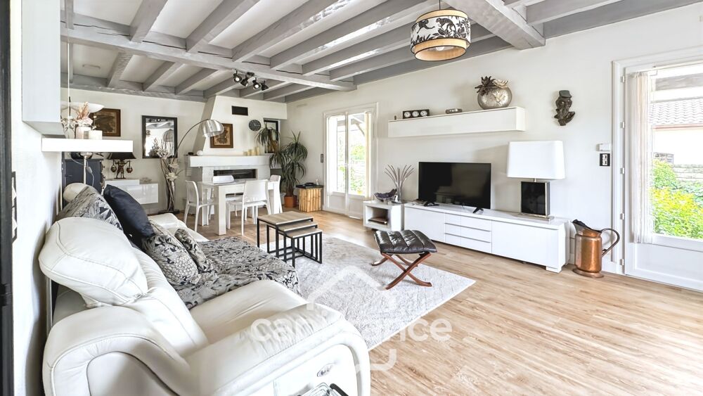 CASTETS 40  Maison rénovée de 123 m² avec T1 indépendant, sous-sol aménageable de 100 m² et jardin paysagé