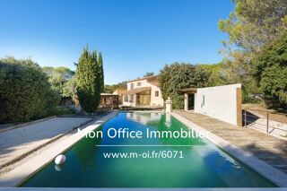  Villa � vendre 8 pi�ces 200 m�