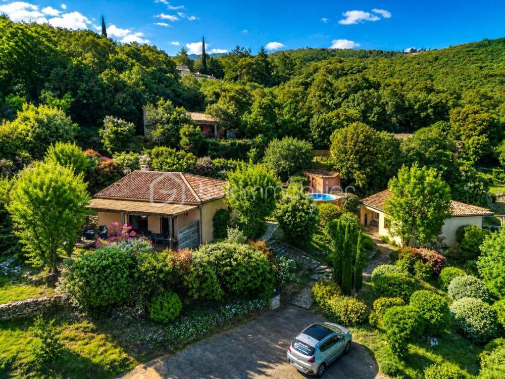à vendre  Propriété/château Prémian (34390)