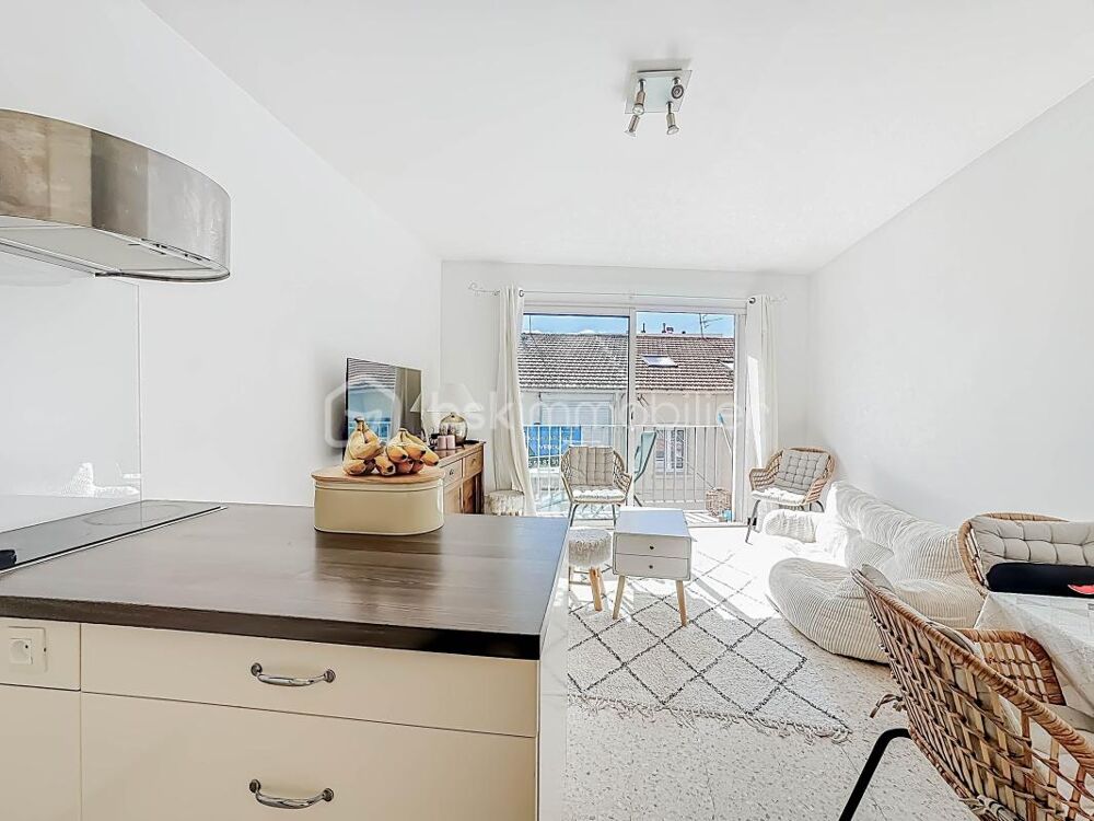 Appartement 3 pièces avec vue canal, balcon, parking et cave  Palavas-les-Flots, centre-ville