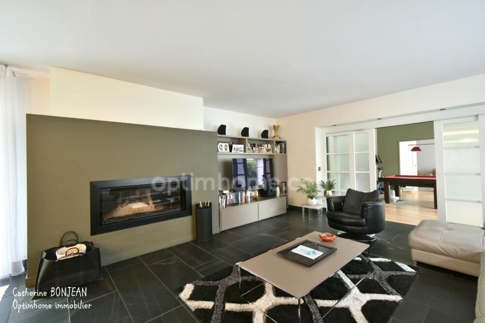 Maison à vendre 6 pièces 250 m2 prestations de qualité à BLANQUEFORT (33)