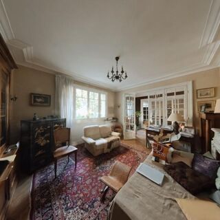  Maison  vendre 8 pices 220 m