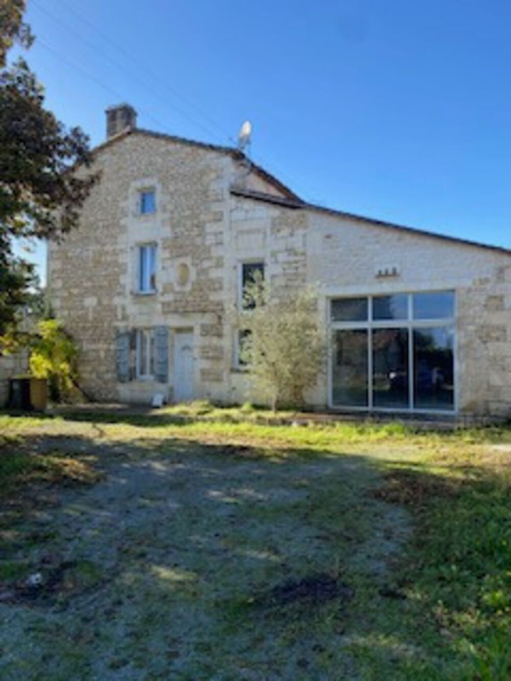 Maison 6 pièces 234 m² · à Vindelle · 234 m² · 109 900 €