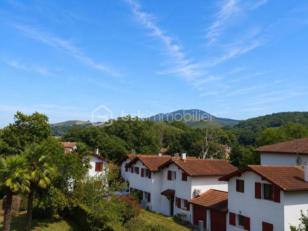 Vente Appartement T2 rénové avec balcon - Centre ville à pied Cambo les bains