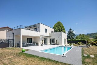  Maison  vendre 6 pices 175 m