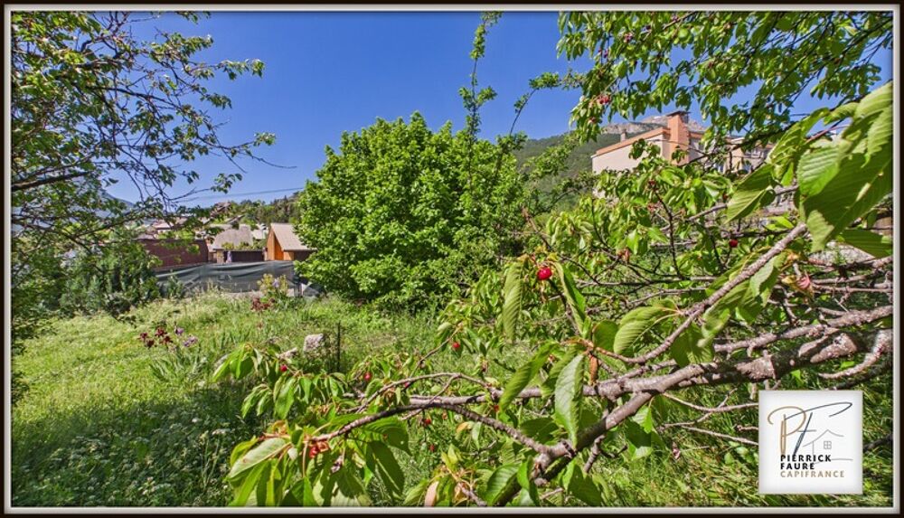 BRIANÇON  MAISON D'ARCHITECTE BBC  210 m²  VUE PANORAMIQUE