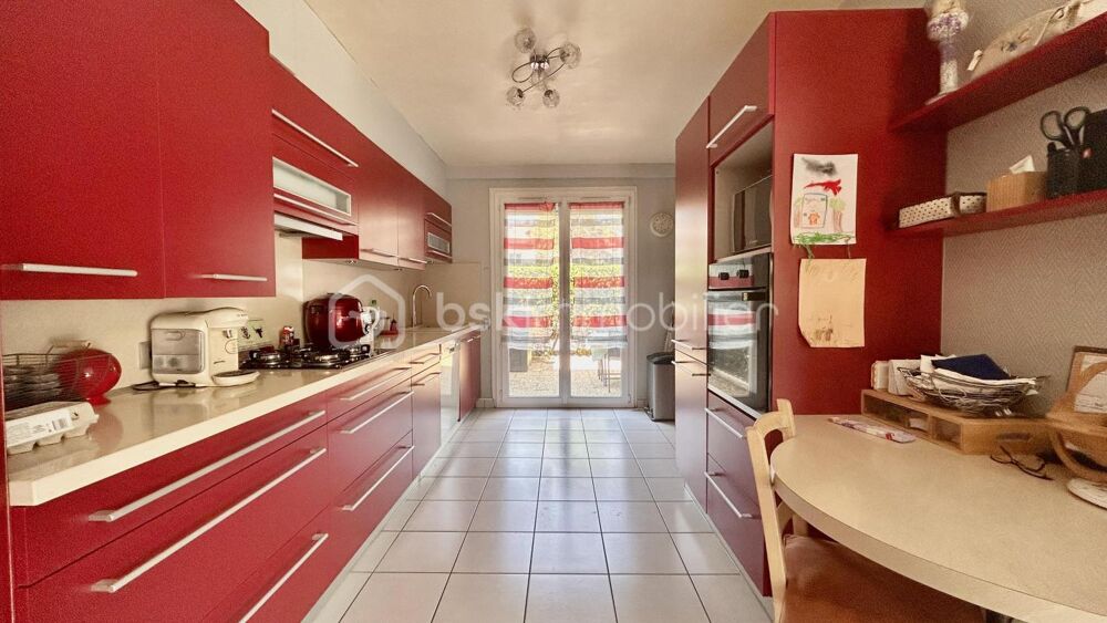 Maison mitoyenne T5 de 95 m² avec jardin  Rue Lucien-Sampaix, Échirolles