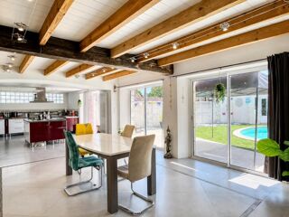  Maison à vendre 11 pièces 345 m²