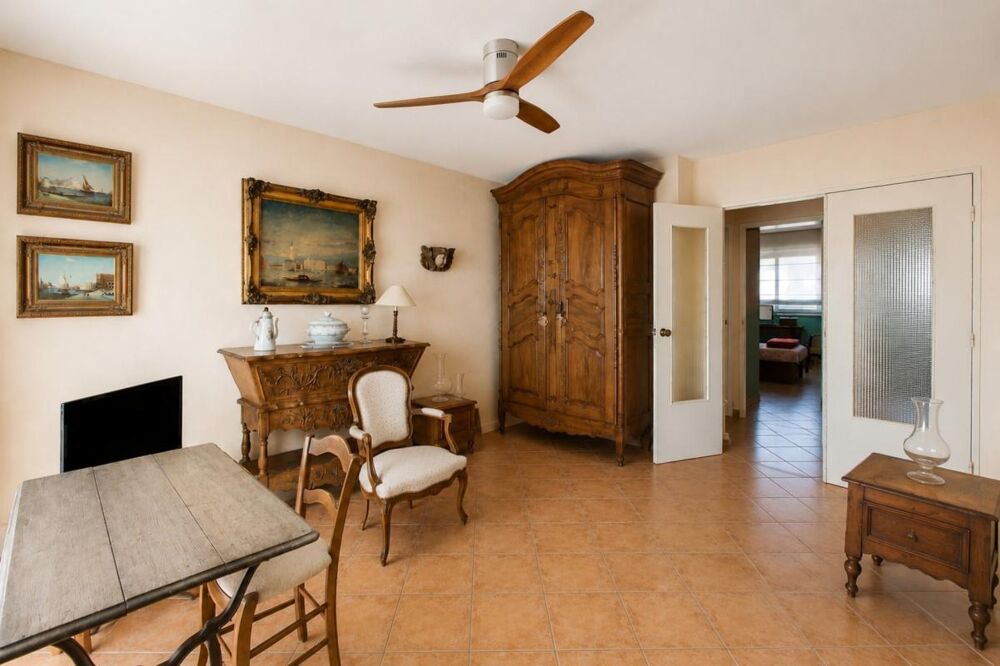Appartement 3 pièces 63 m² - 2 Chambres - Cave - Parking - Parc - Piscine - Tennis - Tram Ligne 5 - Proximité Parc Montcalm