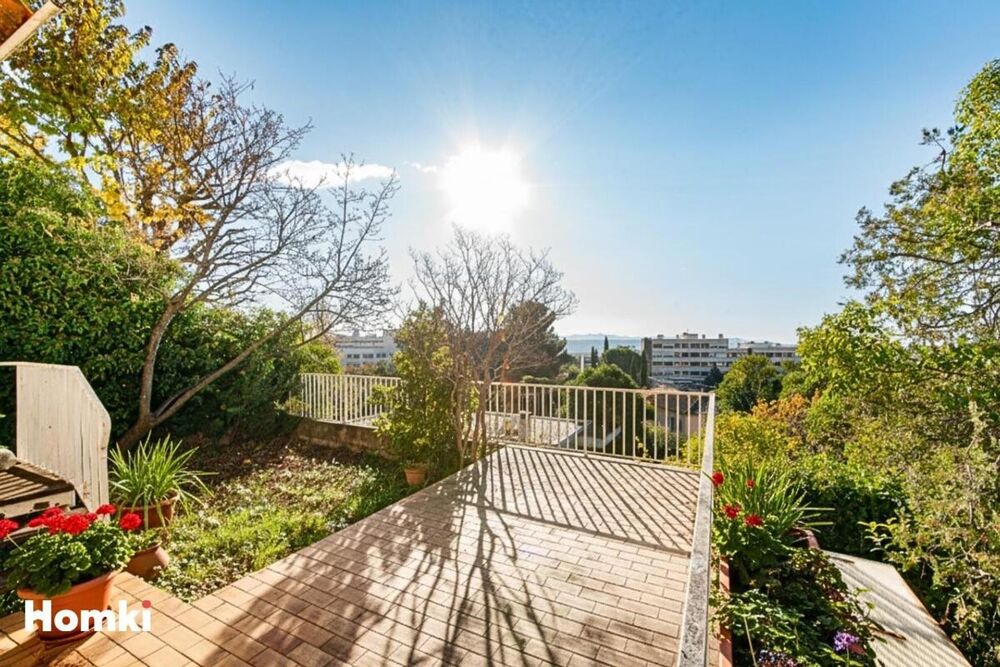 � vendre  Maison Aix-en-Provence (13090)