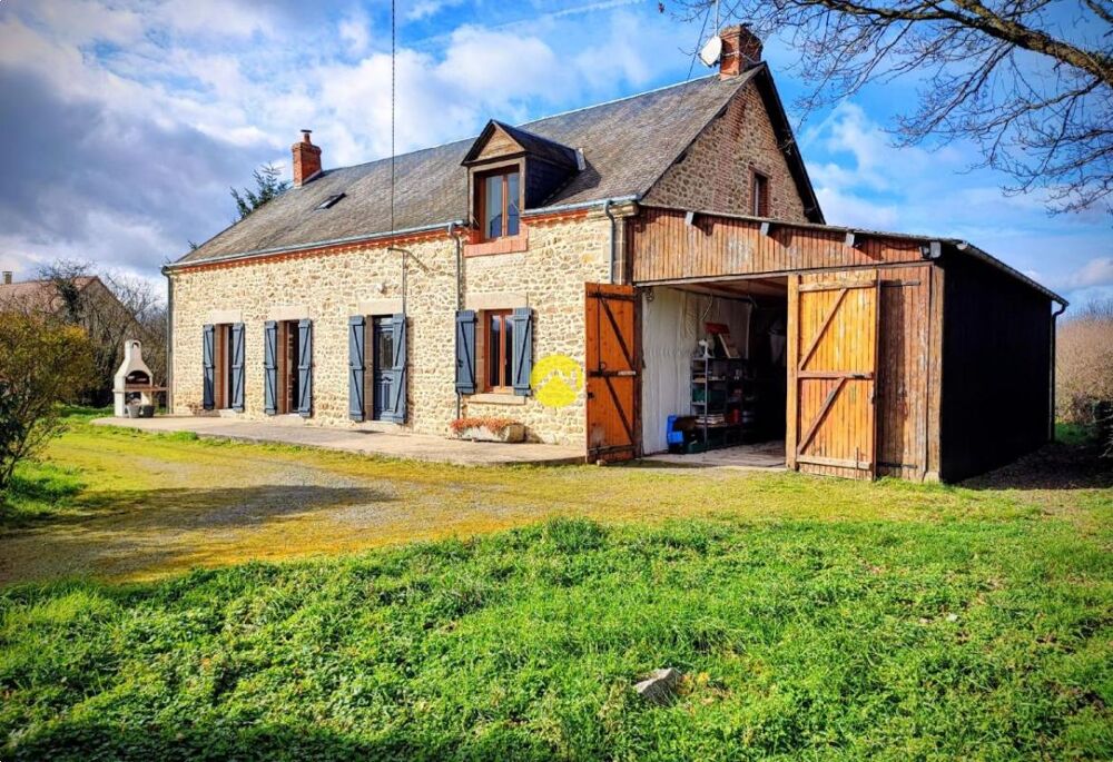 Longère de 1833 restaurée de 155m²