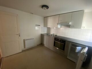  Appartement à louer 3 pièces 52 m²
