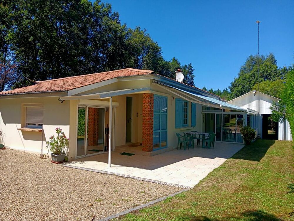 Propriété de 141 m2 avec piscine