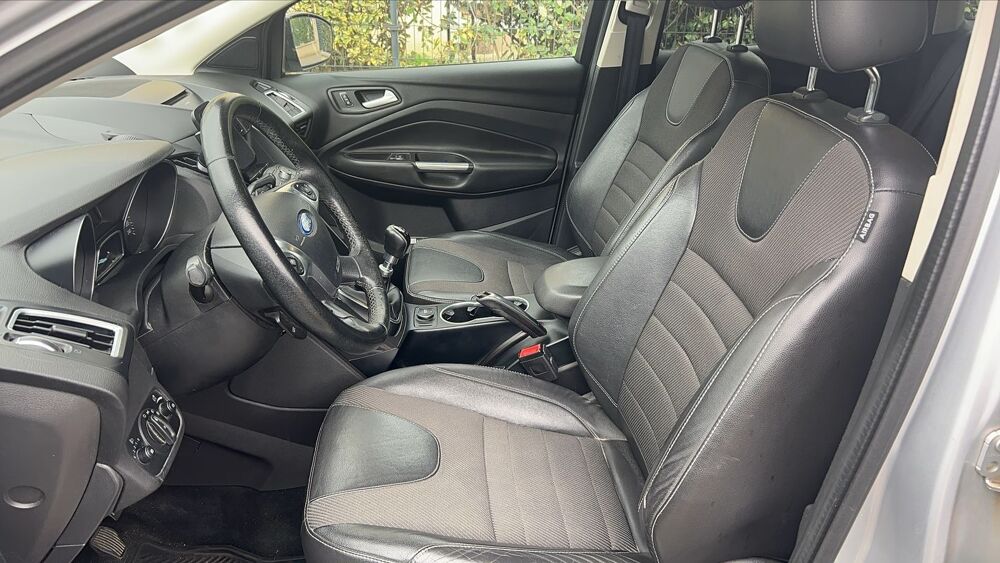 Kuga 1.5 EcoBoost 150 4X2 Titanium 2016 occasion 38200 Luzinay