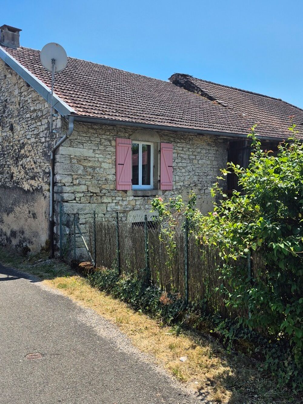Maison à vendre 6 pièces LECT (39)