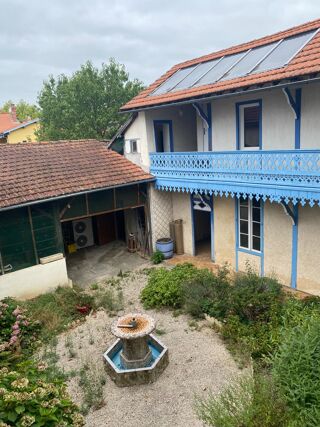  Immeuble à vendre 11 pièces 208 m²