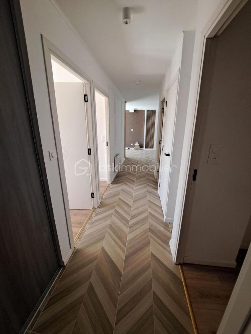 LOFT DEXCEPTION À MORBIER  ENTRE NATURE, MODERNITÉ & FRONTIÈRE SUISSE