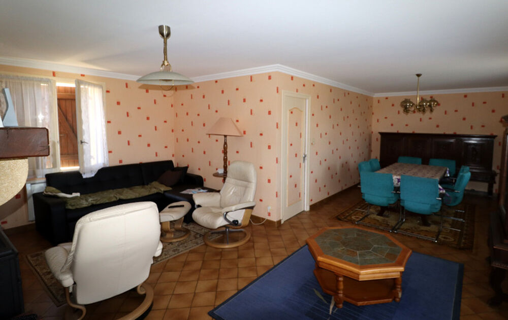 ROMENAY, joli villa avec véranda sur 3800 m² de terrain