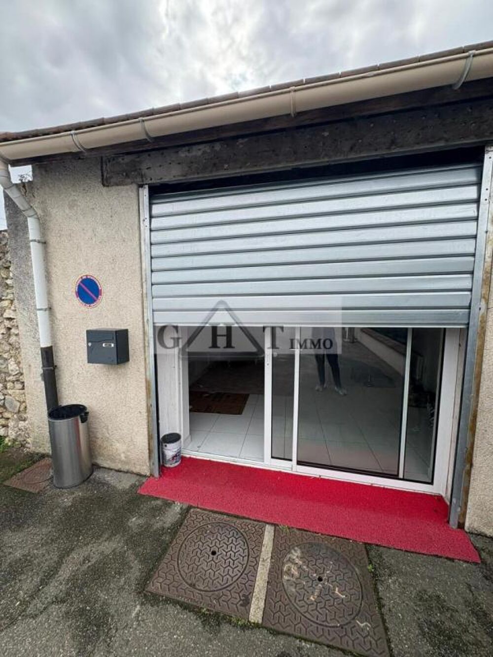   LOCAL PROFESSIONEL 35 M² A MELUN 