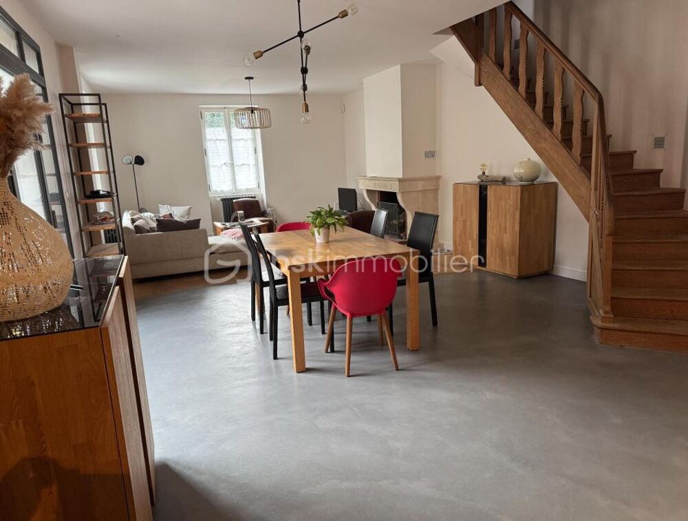 Maison de caractère 1900  195 m² habitables  Quartier Paul Bert, Tours
