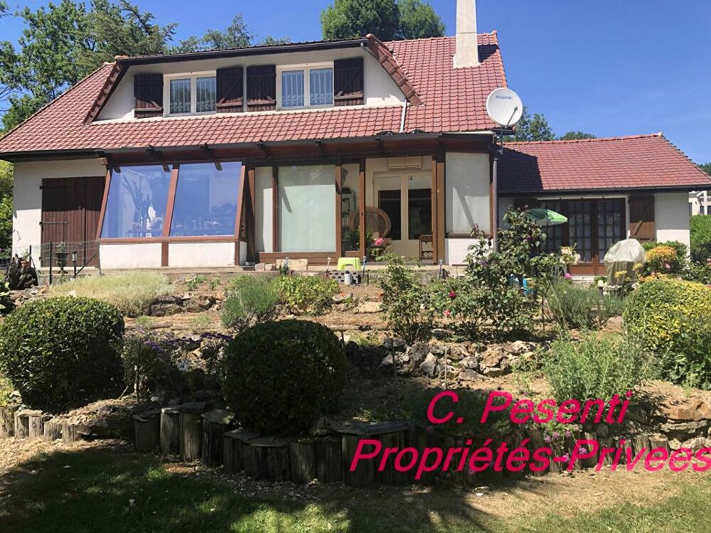 Vente Maison Emplacement exceptionnel!!! Maison  à rénover, 9 pièce(s) 217 m2 Conches sur gondoire