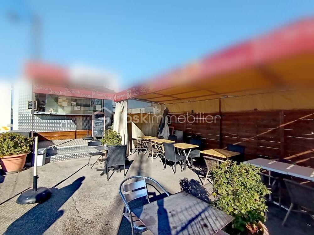    vendre : Snack - Food Truck fixe tout quip  Vitrolles 
