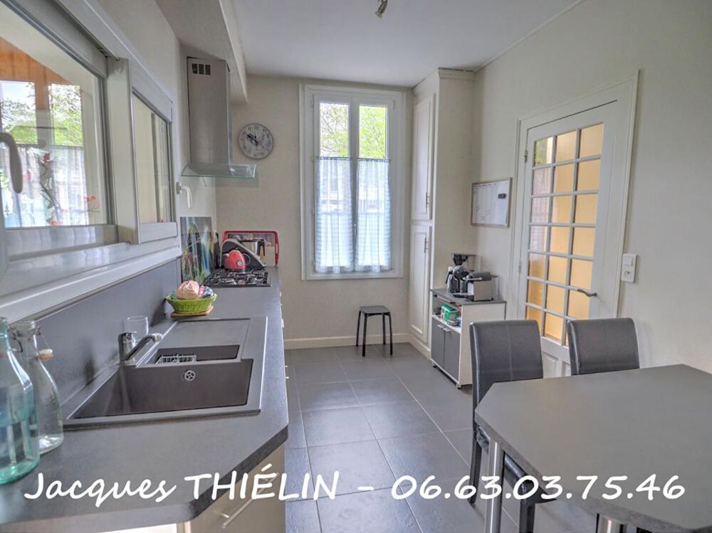 Vente Maison Maison de caractère en hypercentre de Longué-Jumelles ? 198 m² ? 5 chambres ? Terrain clos Longue jumelles