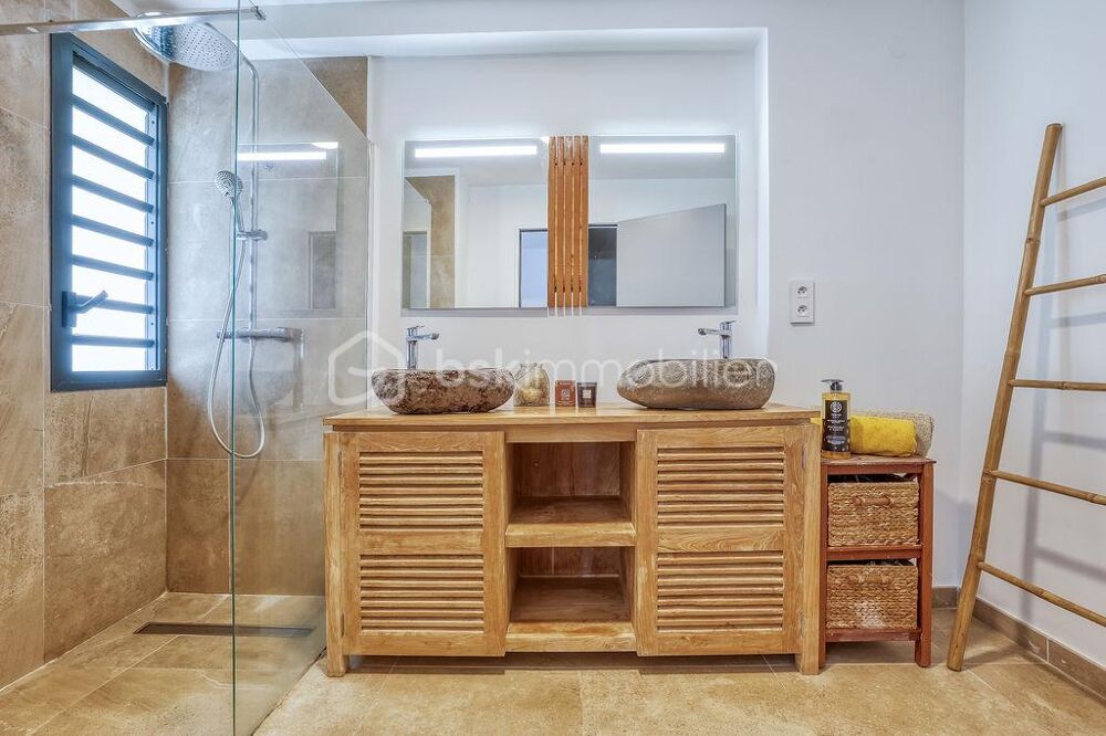 � vendre  Maison Saint-Gilles Les Bains (97434)